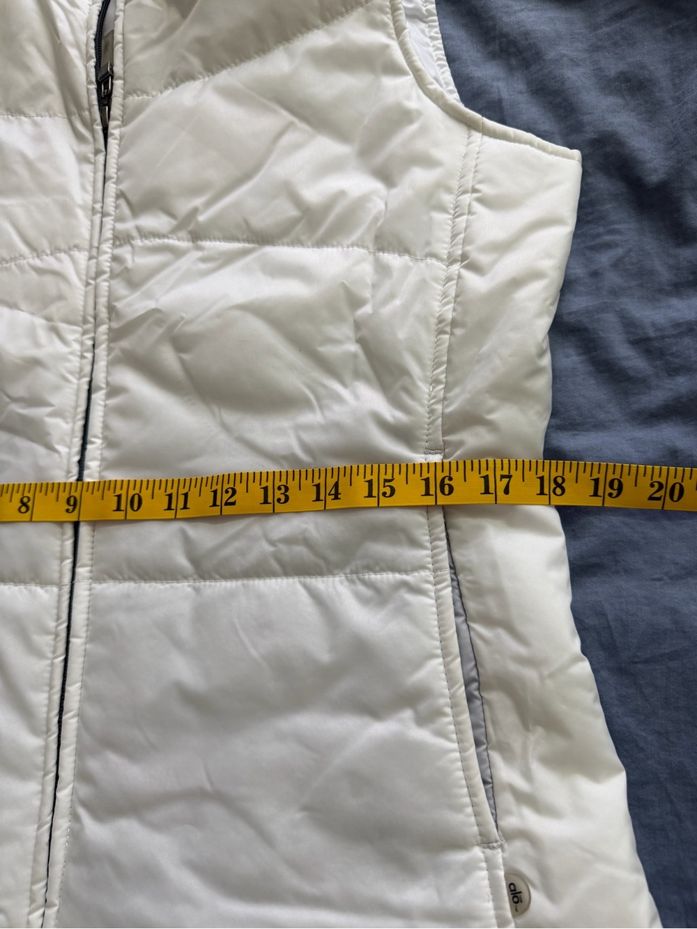 ALO x nvidia rare corporate employee swag White Quilted Sleeveless Puffer Vest - Picture 9 of 9